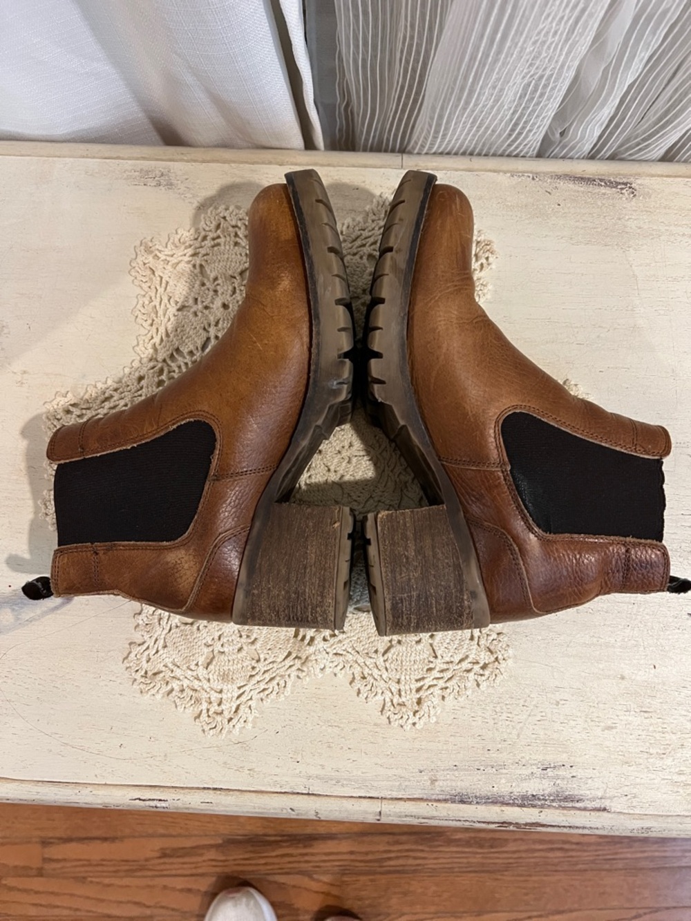 Boutique Brown Leather Chelsea Boots Chunky Heel Lug Sole Made In Portugal Size8 - Picture 8 of 16
